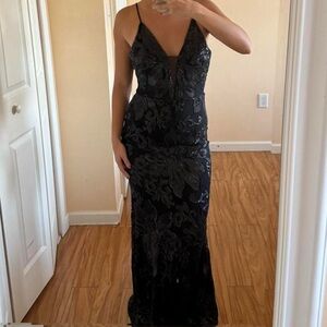 Betsy & Adam Black Floral Maxi Dress